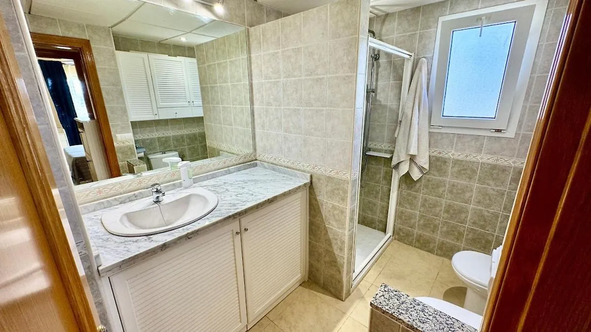 شقة Refugio Con Piscina Junto Al Mar En بيناخارافي 0*,